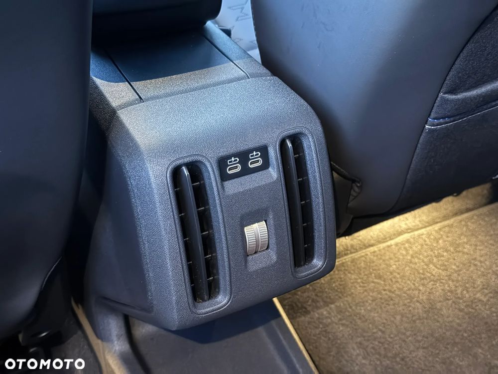 MINI Countryman SE ALL4 66.5kWh Linia Classic - 10