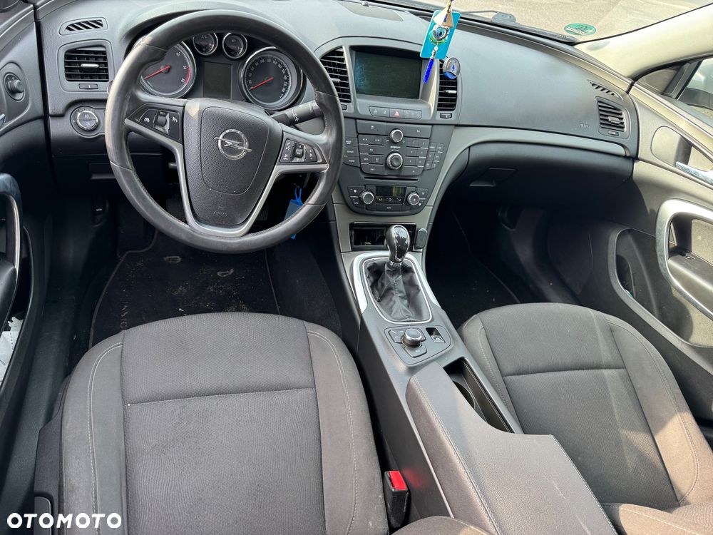 Opel Insignia - 15