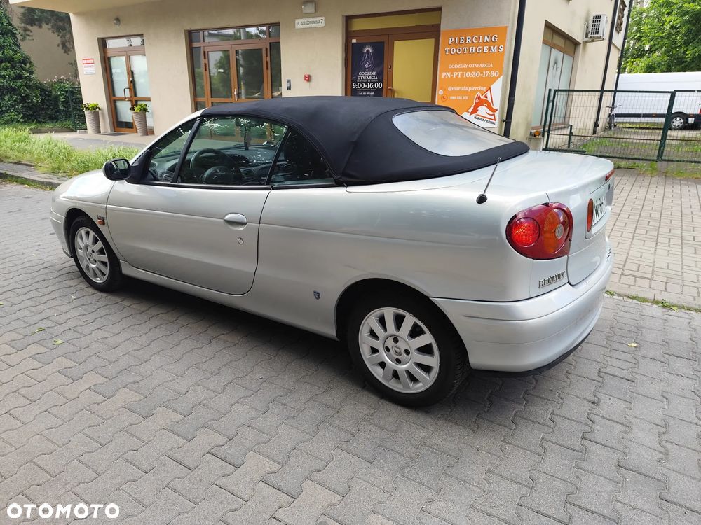 Renault Megane 1.6 Privilege - 6