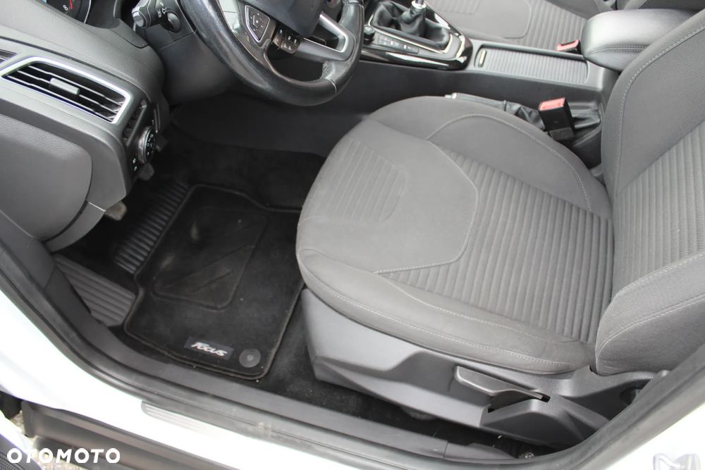 Ford Focus 1.5 EcoBoost Start-Stopp-System Titanium - 15