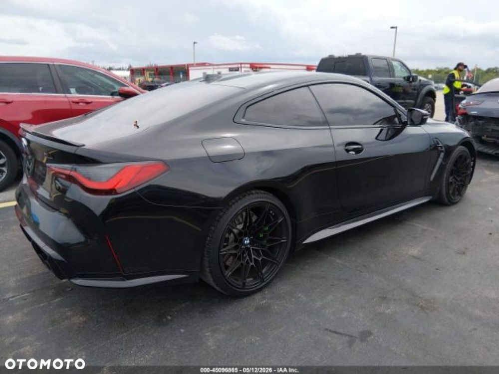BMW M4 - 4