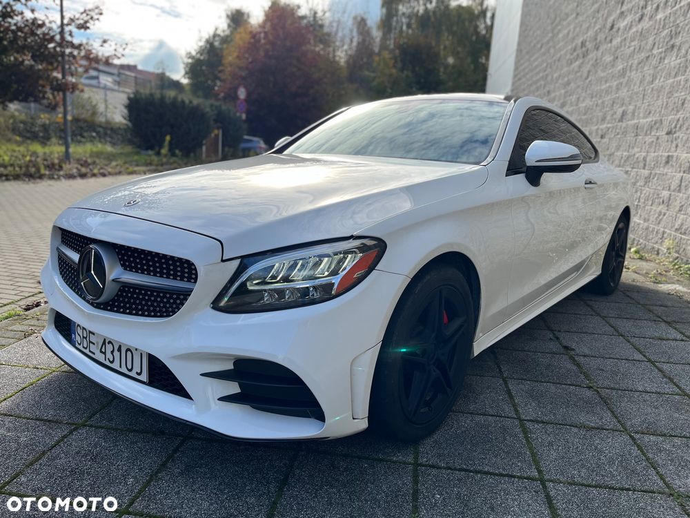 Mercedes-Benz Klasa C 300 4MATIC 9G-TRONIC - 9