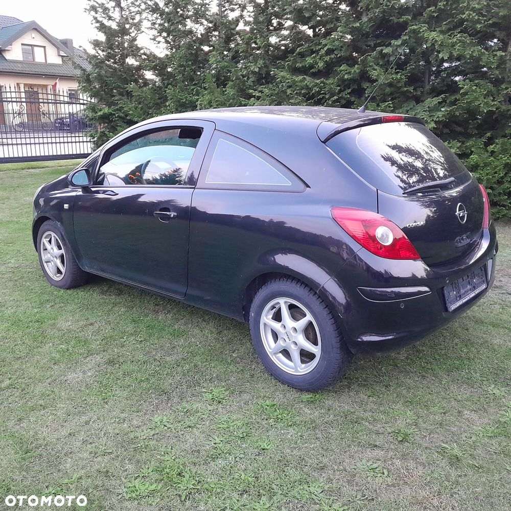 Opel Corsa - 3