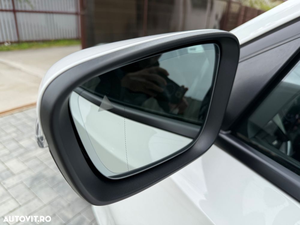 BMW Seria 3 330e xDrive Aut. Sport Line - 15