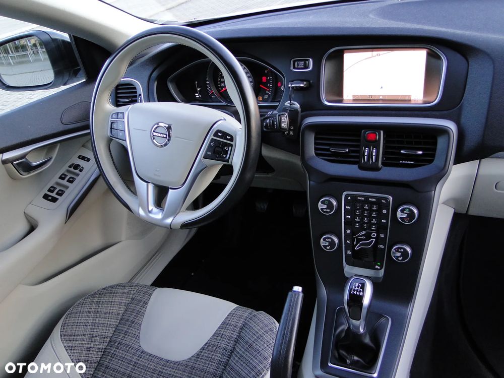 Volvo V40 Cross Country D3 Ocean Race - 7