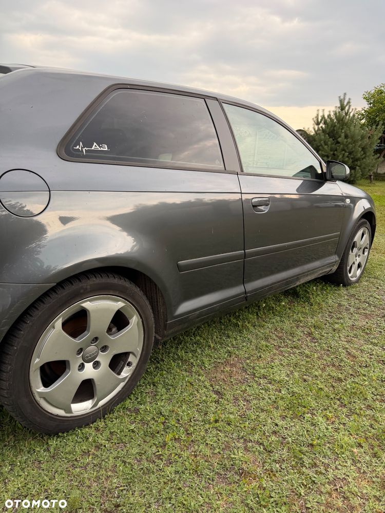 Audi A3 3-drzwiowe 2.0 FSI Ambiente - 7
