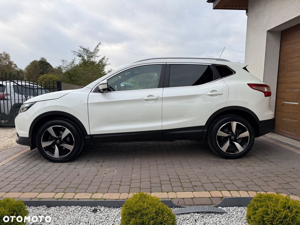Nissan Qashqai 1.6 DIG-T N-Connecta - 4