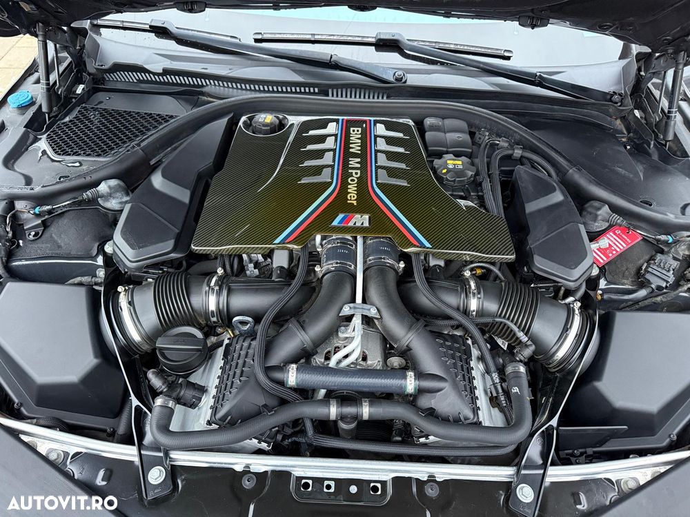 BMW M8 Competition - 8