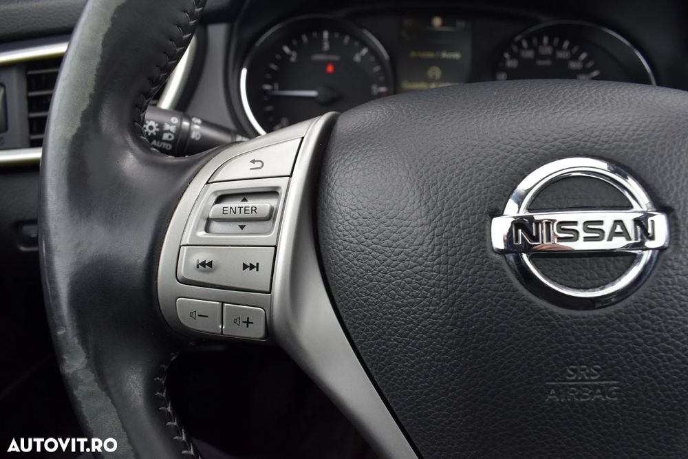 Nissan Qashqai 1.6 DCI TEKNA - 20