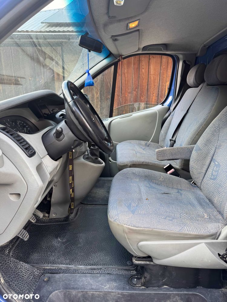 Renault Trafic - 8
