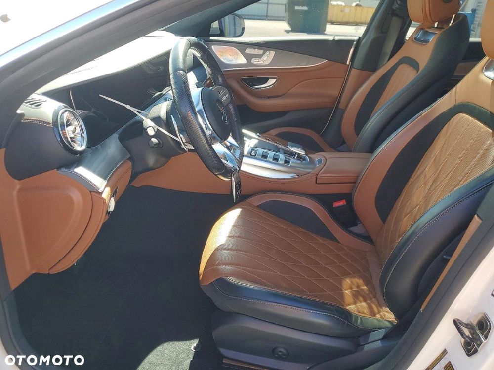 Mercedes-Benz AMG GT - 7