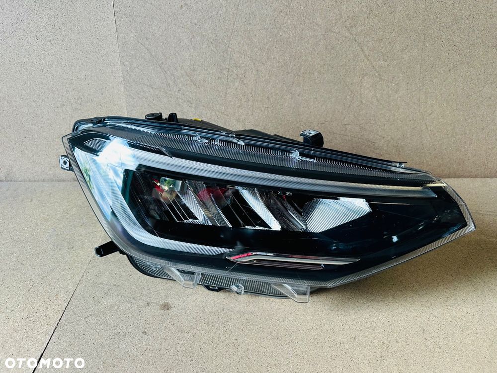 LAMPA PRAWA VW TAIGO FULL LED EUROPA BDB 2G7941006 - 1