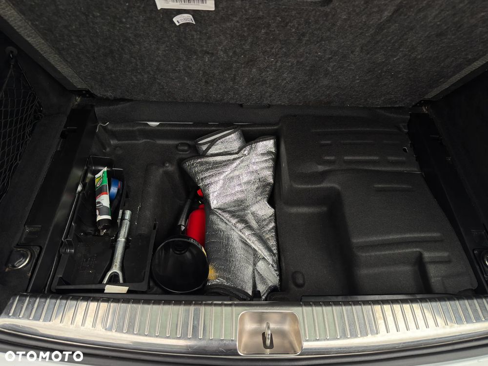 Mercedes-Benz Klasa C 200 (BlueTEC) d 7G-TRONIC - 38
