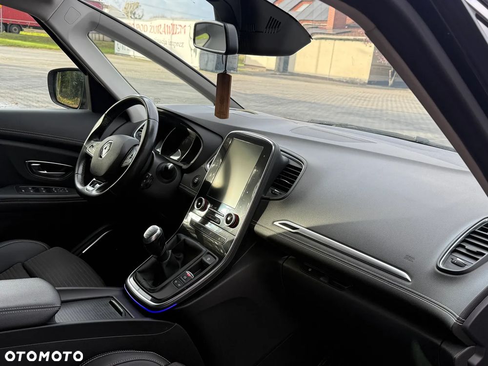 Renault Scenic Energy dCi 130 Start & Stop Euro 6 Bose Edition - 11