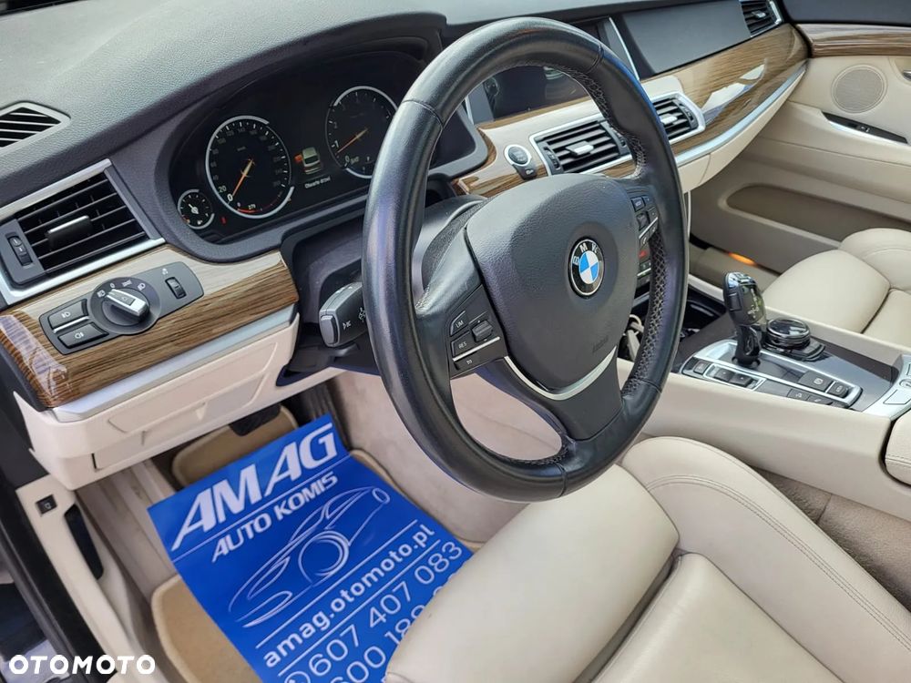 BMW 5GT 535i xDrive - 15
