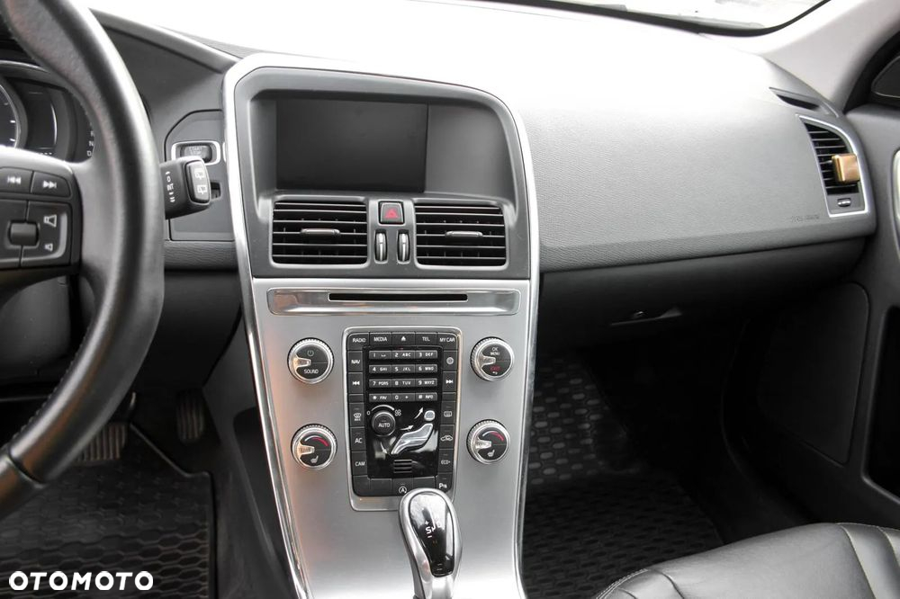 Volvo XC 60 D4 Drive-E Summum - 11