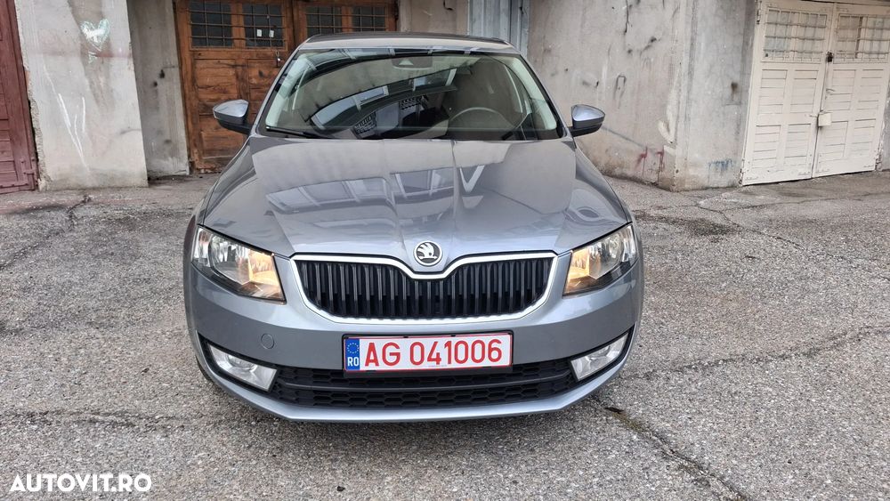 Skoda Octavia 2013 photo 3