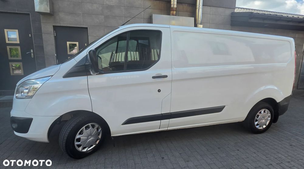 Ford TRANSIT CUSTOM - 2