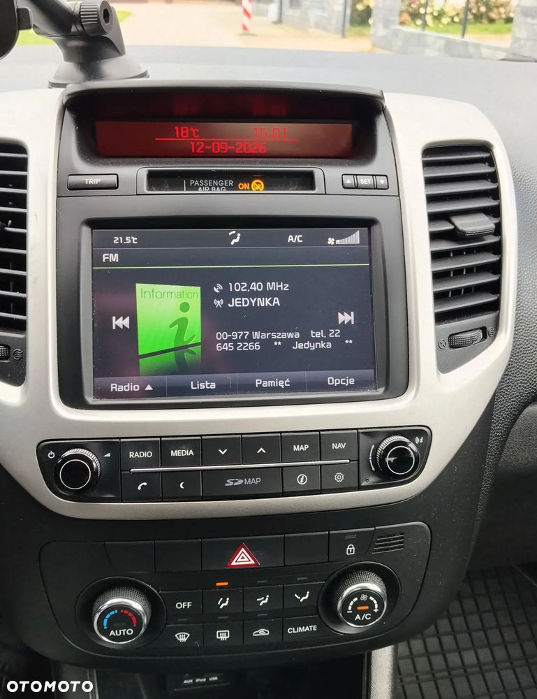 Kia Venga - 15