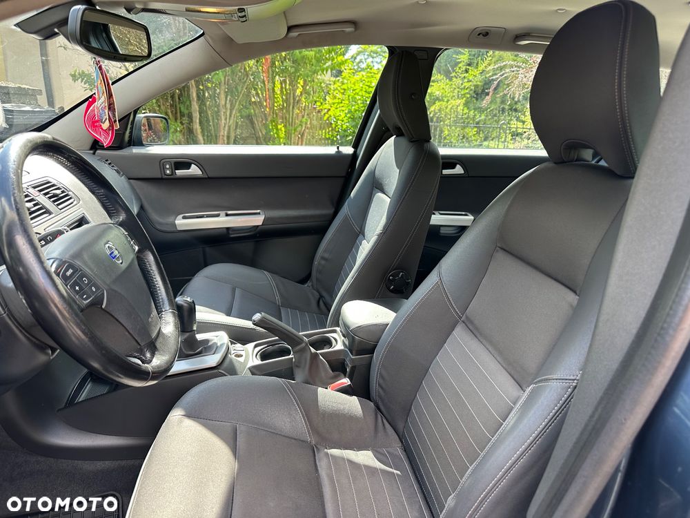 Volvo V50 - 8