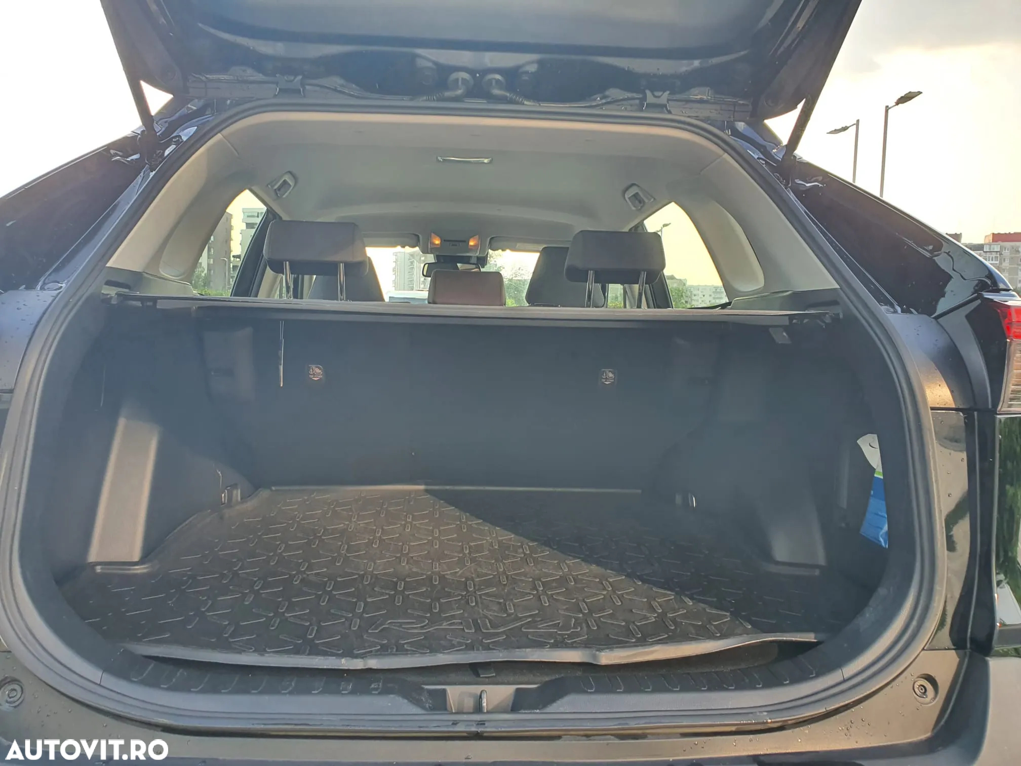 Toyota RAV4 2.5 Hybrid VVT-iE 4x4 Dynamic - 9