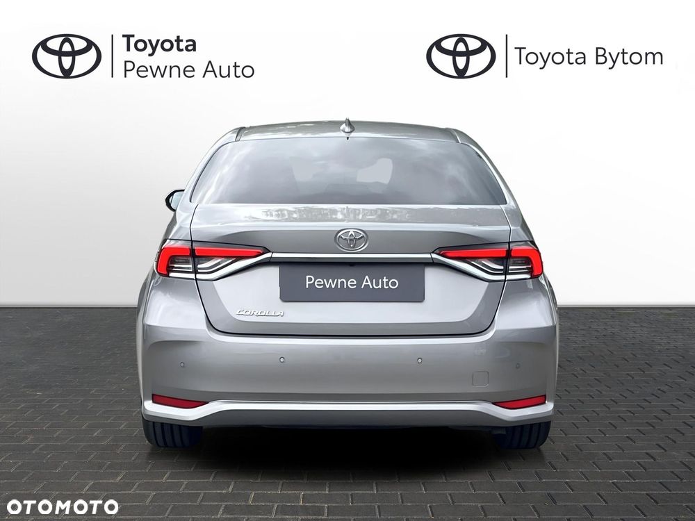 Toyota Corolla - 5