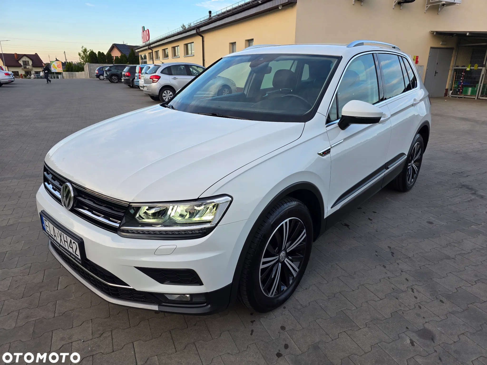Volkswagen Tiguan 2.0 TDI SCR 4MOTION DSG Highline - 33