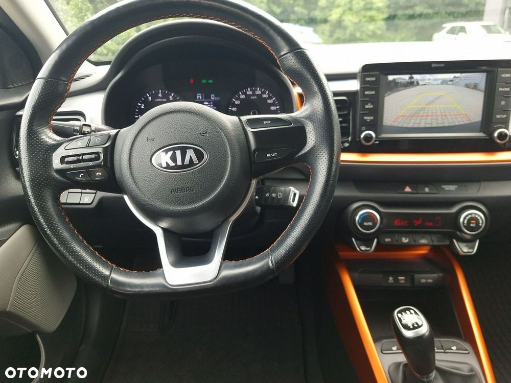 Kia Stonic 1.4 L - 16