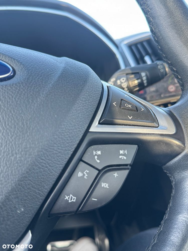 Ford Edge 2.0 TDCi Bi-Turbo 4x4 ST-LINE - 19