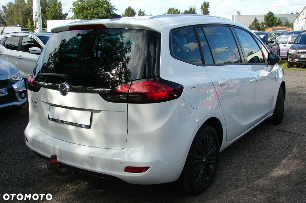 Opel Zafira - 3