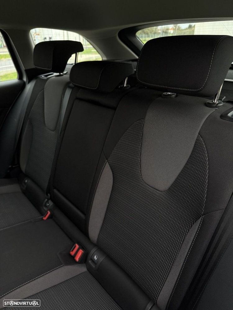 Skoda Octavia Break 2.0 TDI DSG Premium Edition - 6