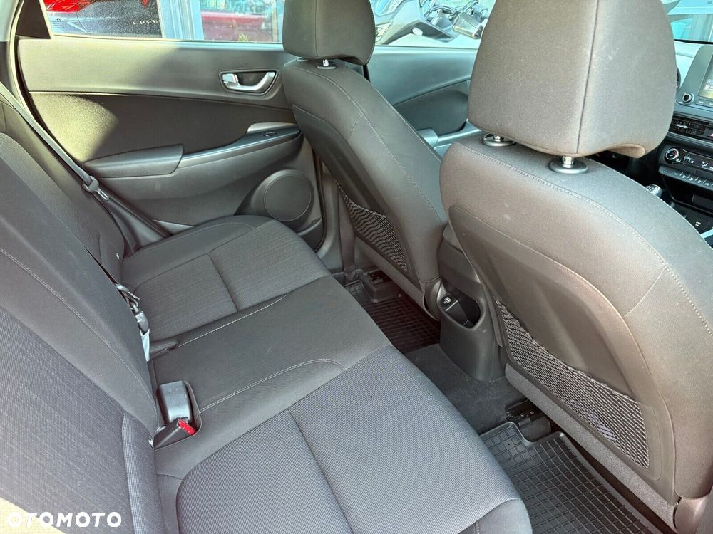 Hyundai Kona - 15