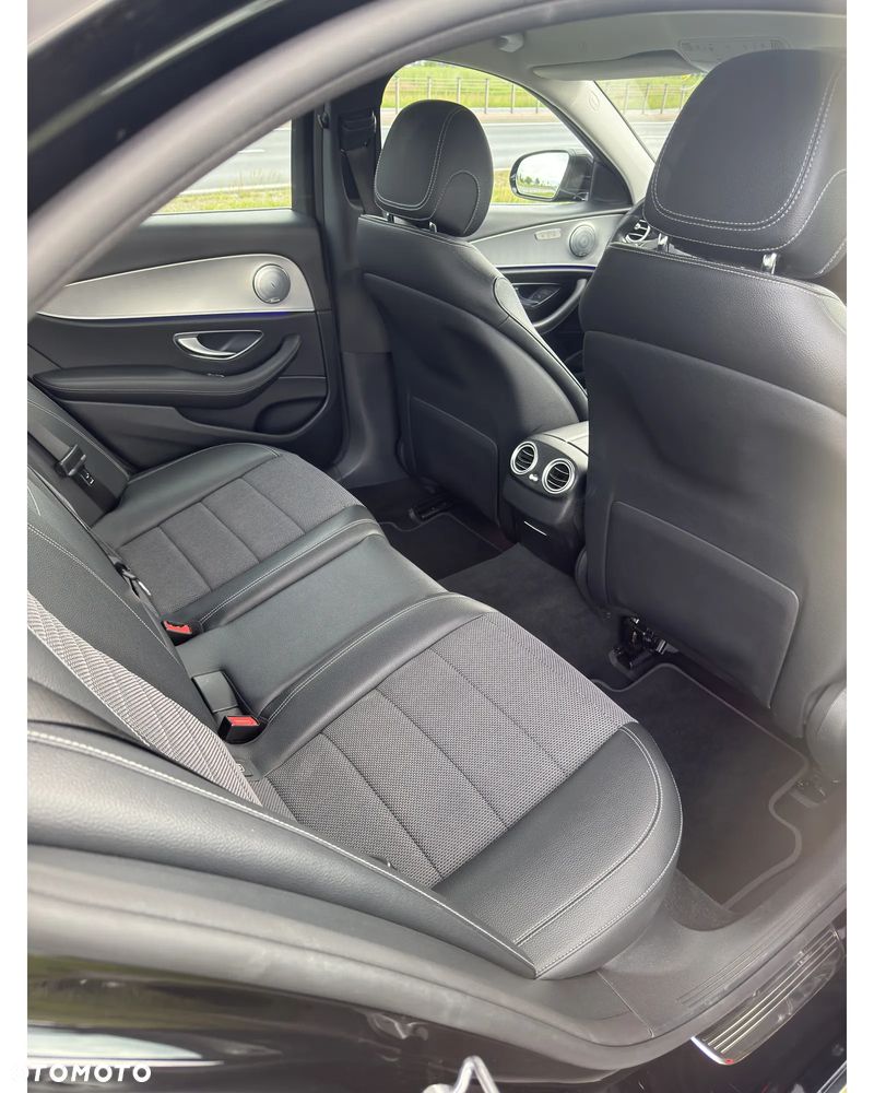Mercedes-Benz Klasa E 200 9G-TRONIC Avantgarde - 23