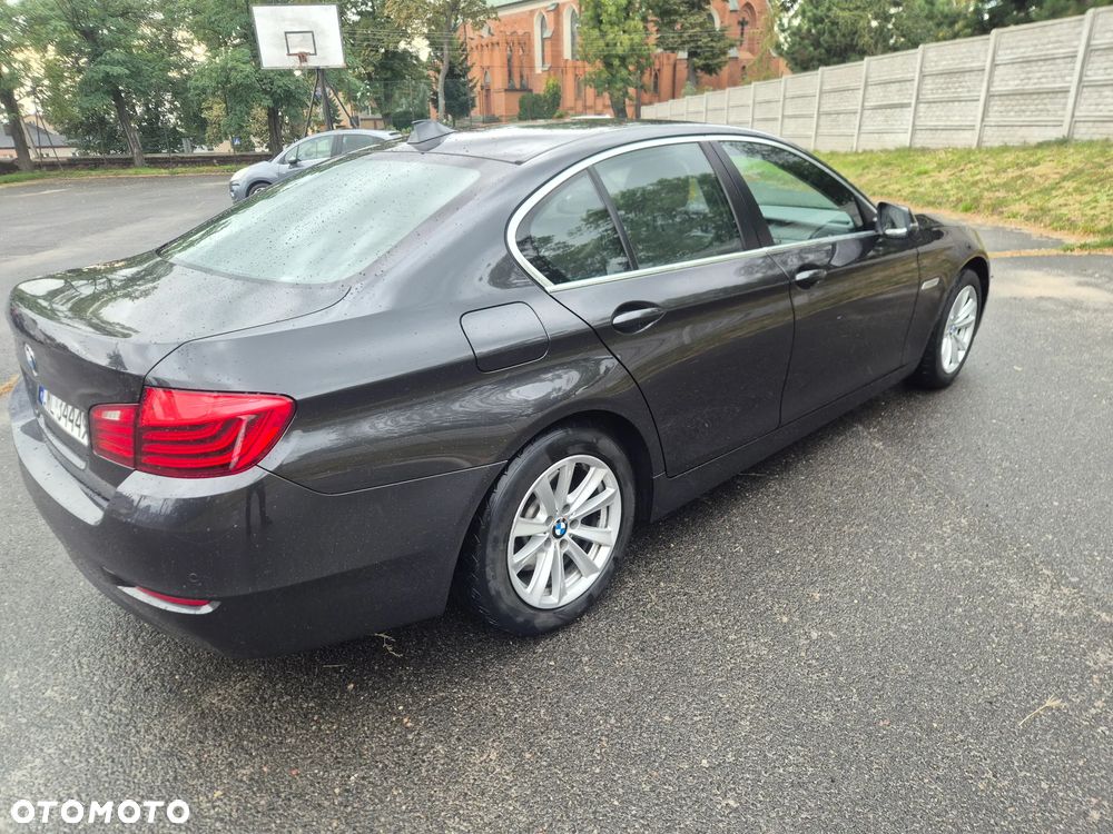 BMW Seria 5 518d - 4