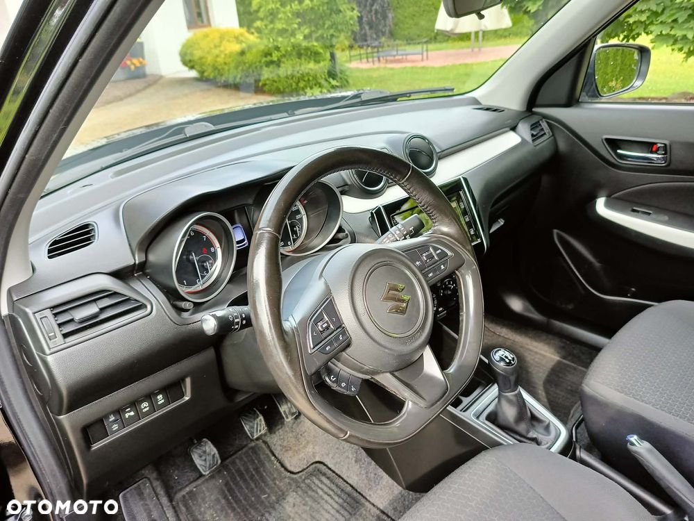 Suzuki Swift 1.2 Dualjet Hybrid Allgrip MT Comfort+ - 16