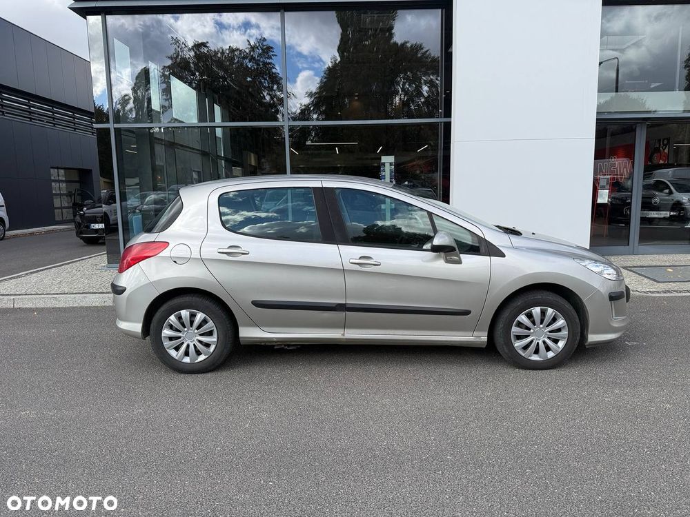 Peugeot 308 - 5