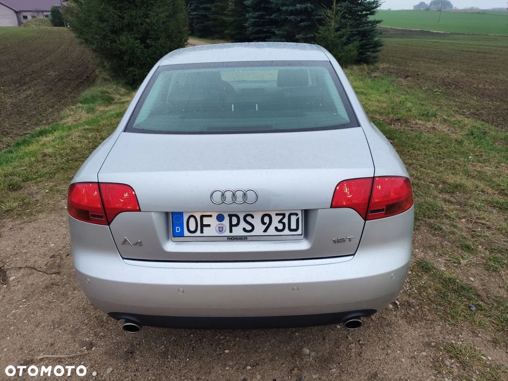 Audi A4 Limousine - 3
