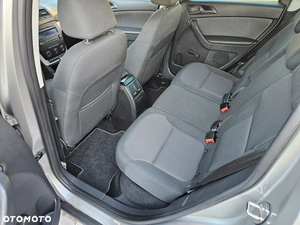 Skoda Yeti 1.6 TDI GreenLine - 16