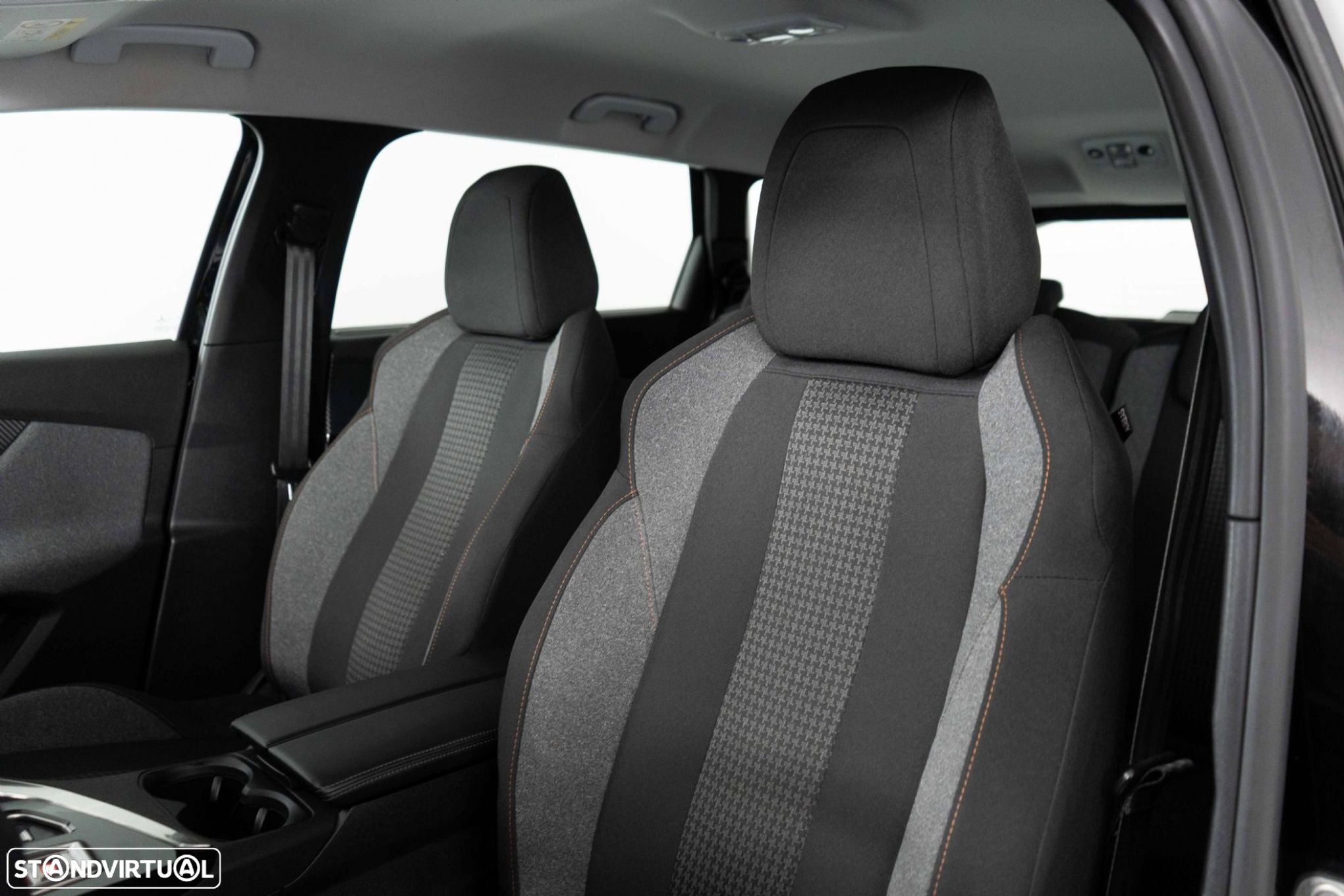 Peugeot 5008 1.2 PureTech Allure EAT8 - 8