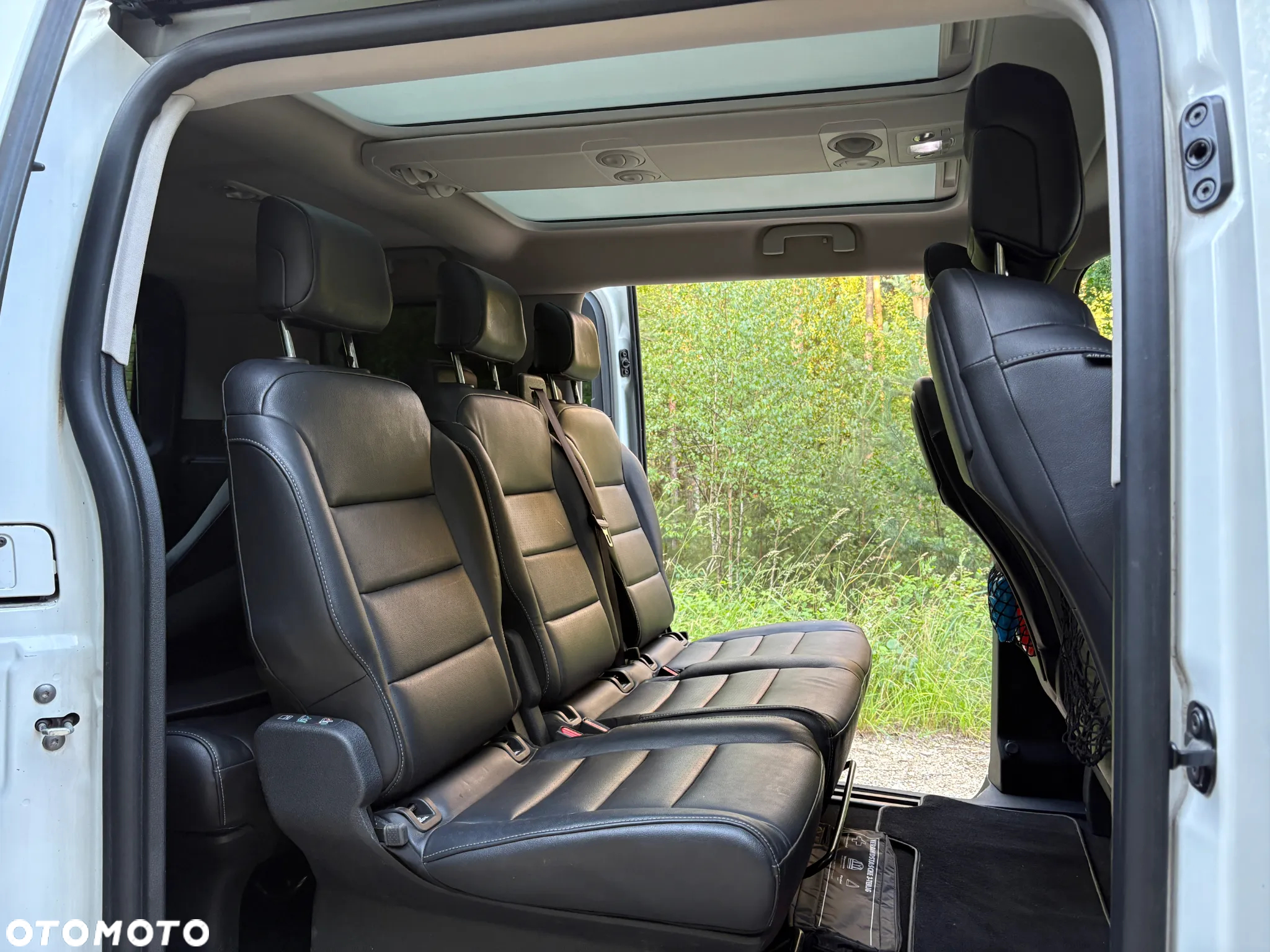 Peugeot Traveller L2 2.0 BlueHDi 180 S&S EAT8 Allure - 14