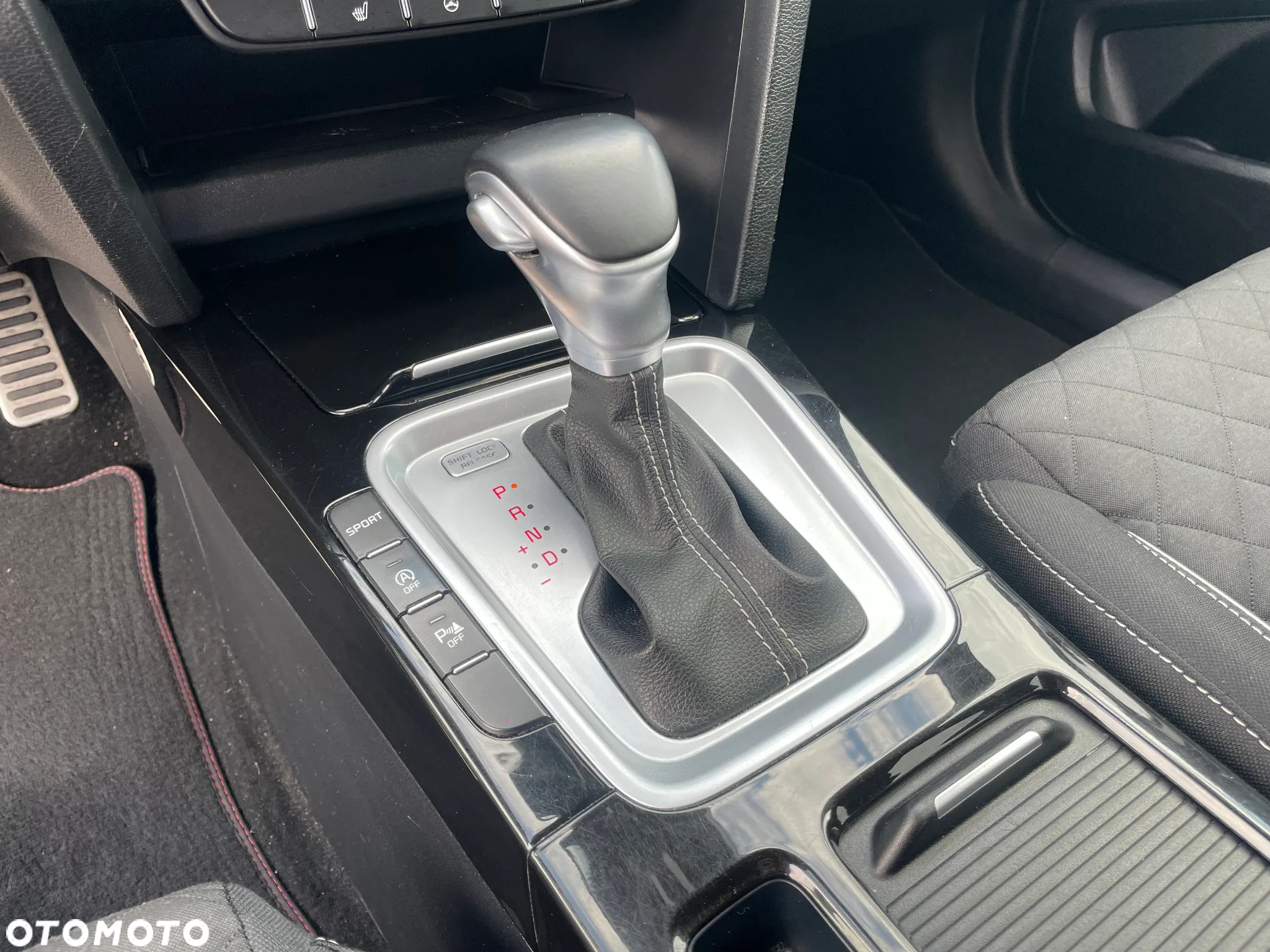 Kia ProCeed 1.4 T-GDI GT Line DCT - 35