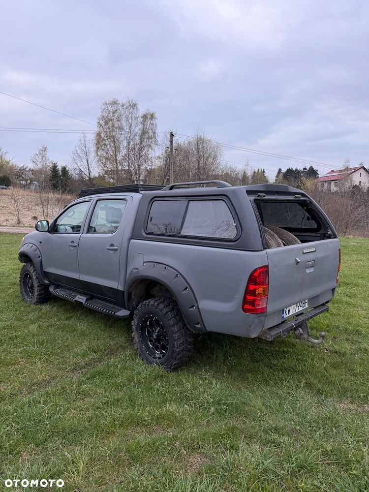 Toyota Hilux 3.0 D-4D SR5-X - 6