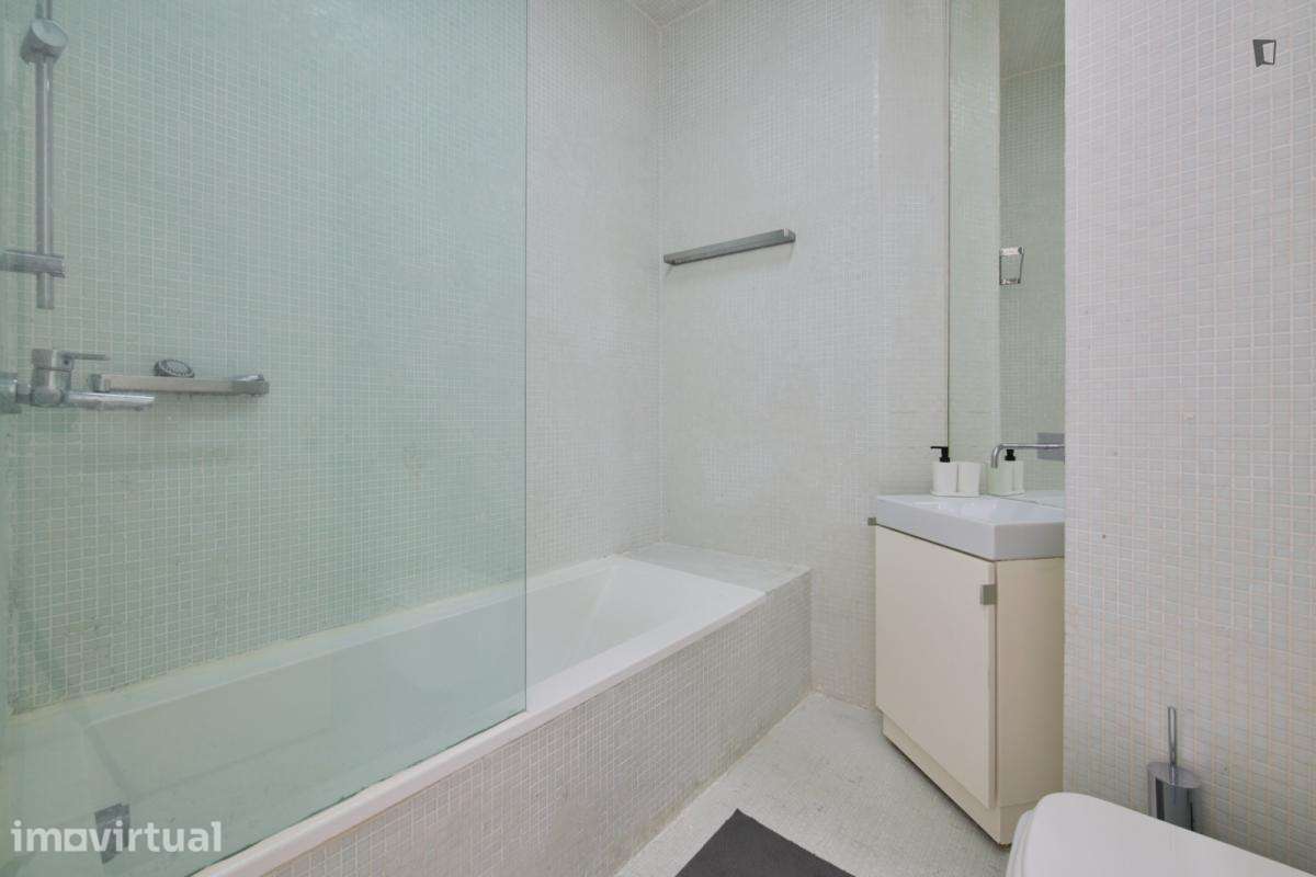 Quarto - localizado em Arroios Lisbon - Grande imagem: 3/19