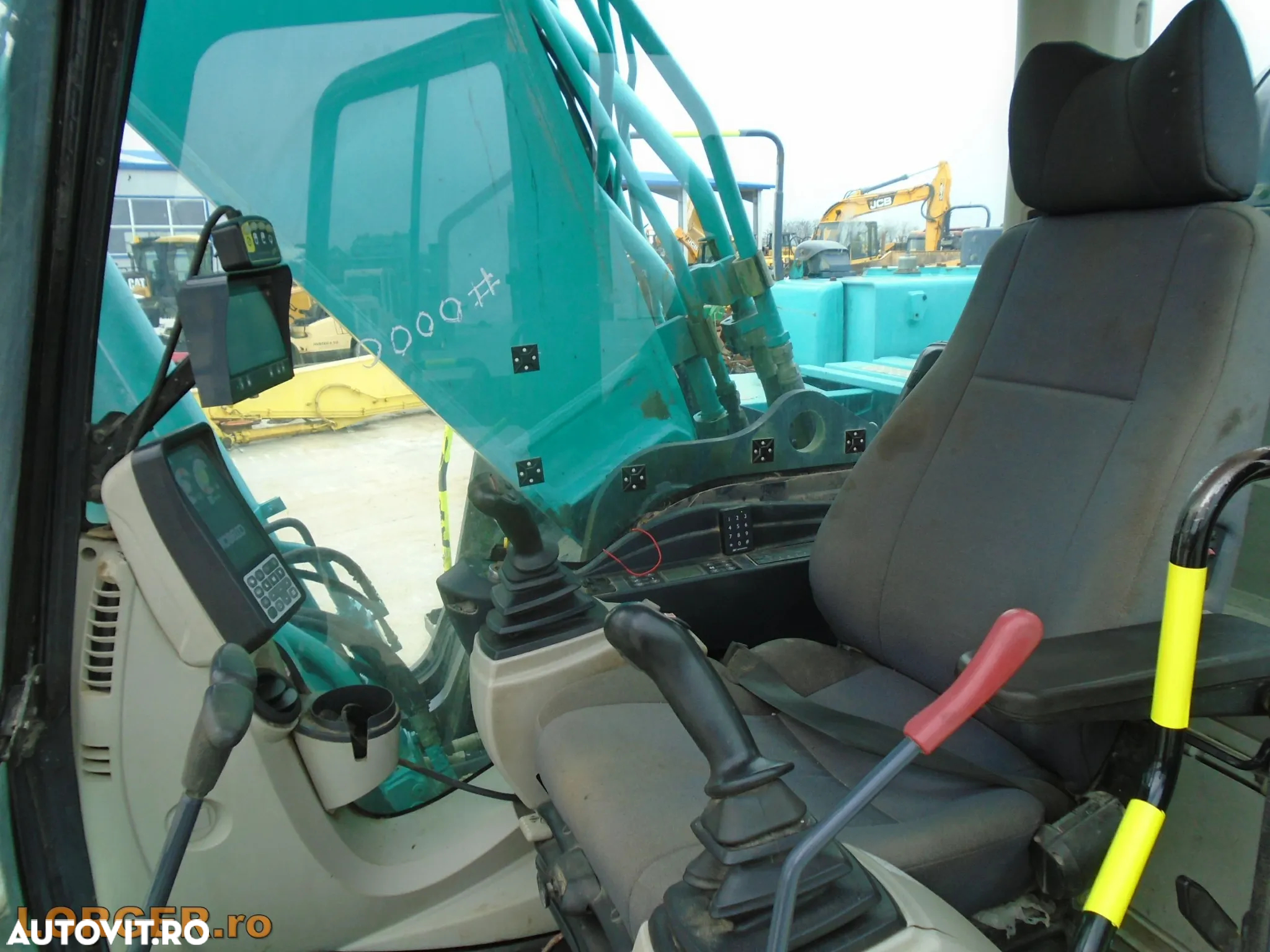 Kobelco SK 300 LC - 10 - 11