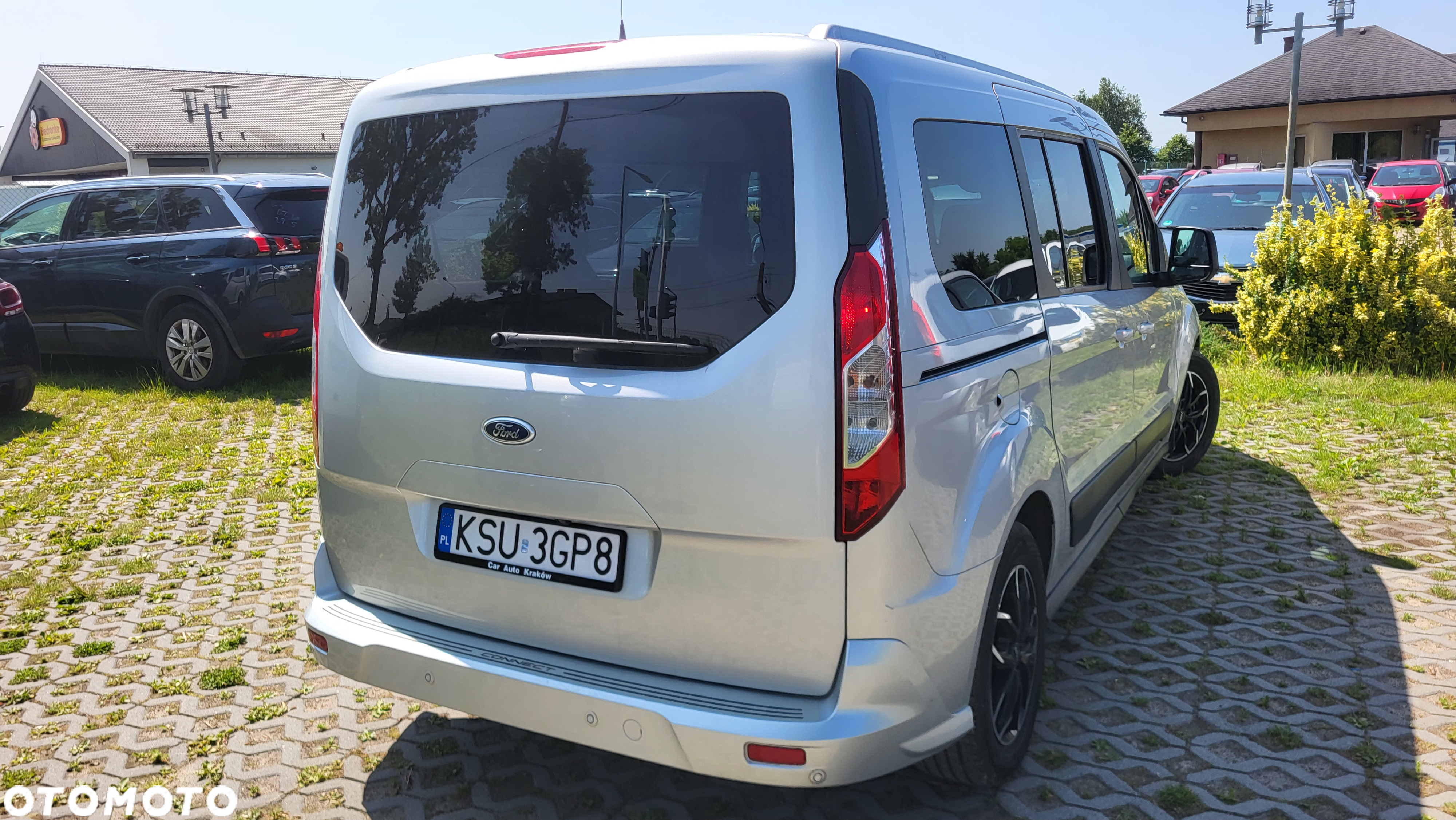 Ford Tourneo Connect Grand - 17