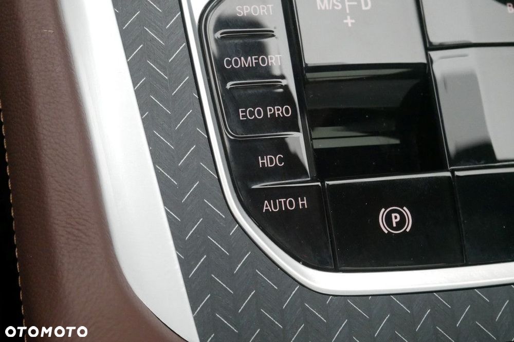 BMW X6 - 29
