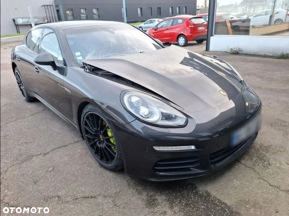 Porsche Panamera - 2