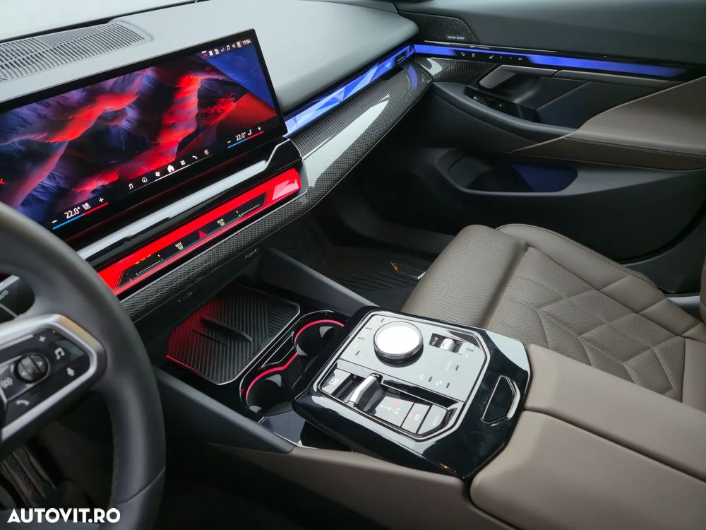 BMW Seria 5 520i Aut. M Sport Edition - 30