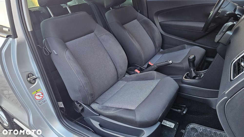 Volkswagen Polo - 25