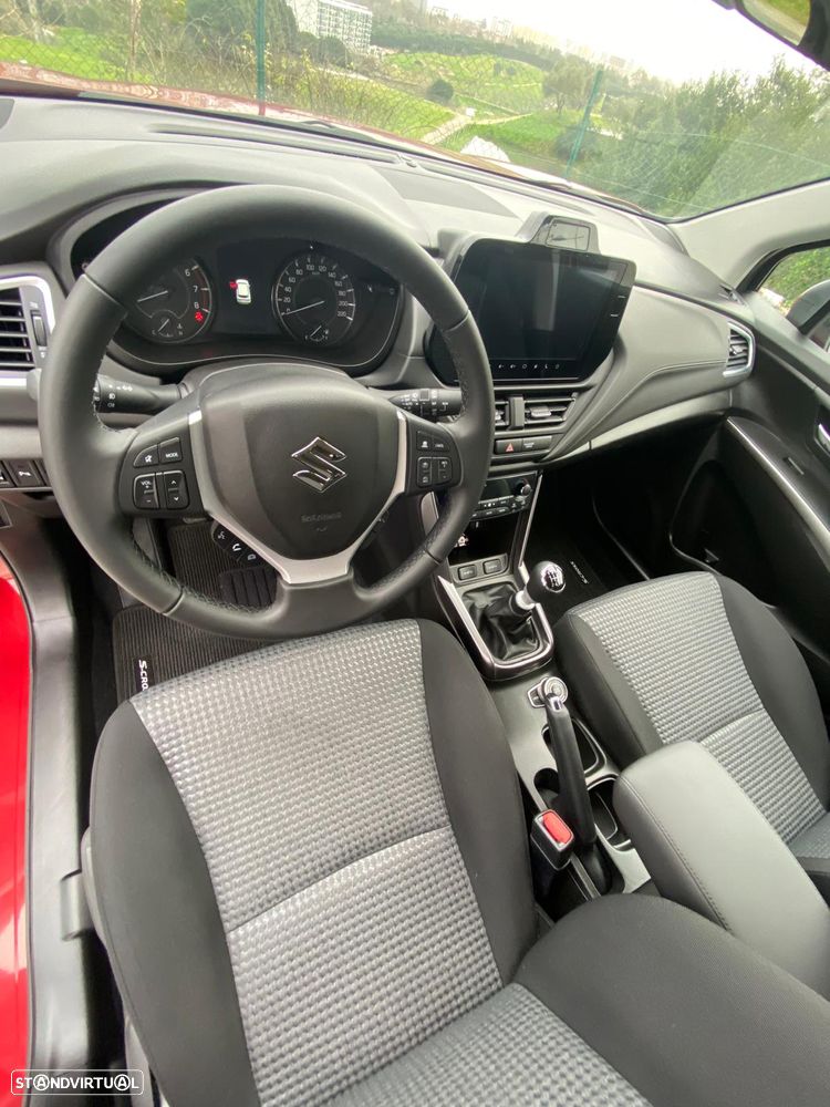 Suzuki S-Cross 1.4T S2 4WD Mild Hybrid - 25